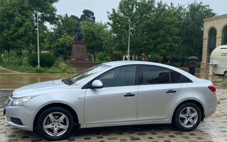 Chevrolet Cruze II, 2009 год, 525 000 рублей, 4 фотография
