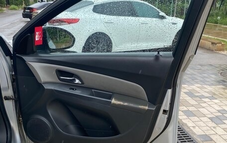 Chevrolet Cruze II, 2009 год, 525 000 рублей, 11 фотография