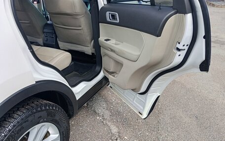 Ford Explorer VI, 2012 год, 1 830 000 рублей, 15 фотография