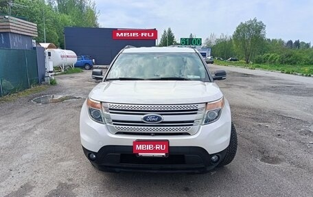 Ford Explorer VI, 2012 год, 1 830 000 рублей, 2 фотография