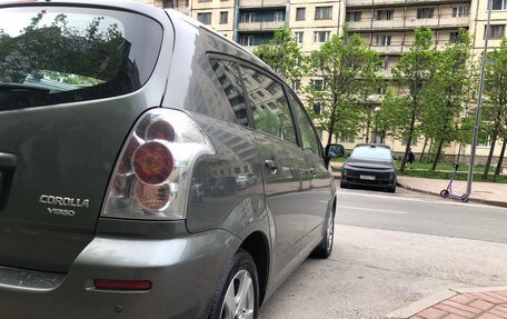 Toyota Corolla Verso I, 2006 год, 800 000 рублей, 4 фотография