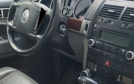 Volkswagen Touareg III, 2005 год, 500 000 рублей, 13 фотография