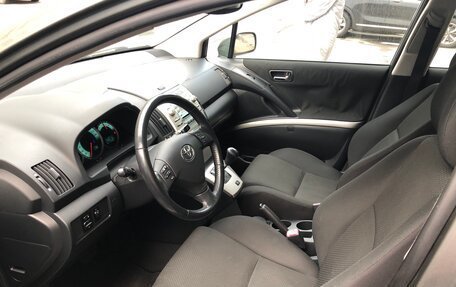 Toyota Corolla Verso I, 2006 год, 800 000 рублей, 22 фотография