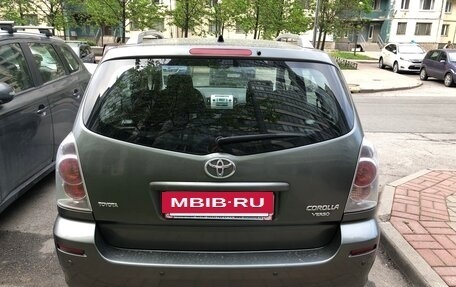 Toyota Corolla Verso I, 2006 год, 800 000 рублей, 29 фотография