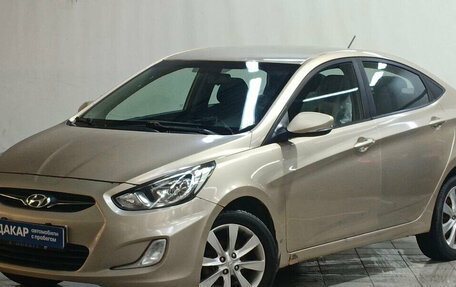 Hyundai Solaris II рестайлинг, 2011 год, 520 000 рублей, 3 фотография