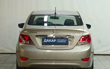 Hyundai Solaris II рестайлинг, 2011 год, 520 000 рублей, 5 фотография
