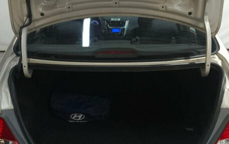 Hyundai Solaris II рестайлинг, 2011 год, 520 000 рублей, 18 фотография
