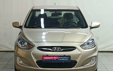 Hyundai Solaris II рестайлинг, 2011 год, 520 000 рублей, 2 фотография