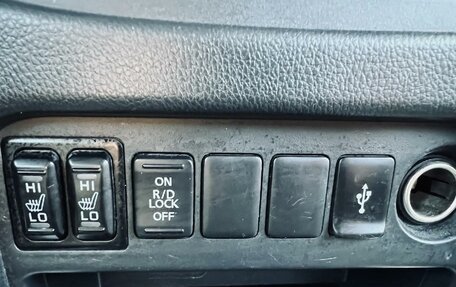 Mitsubishi L200 IV рестайлинг, 2017 год, 1 550 000 рублей, 9 фотография