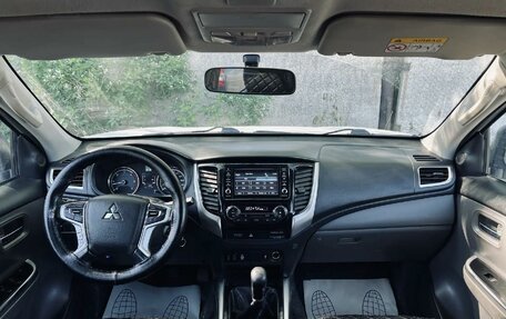 Mitsubishi L200 IV рестайлинг, 2017 год, 1 550 000 рублей, 5 фотография