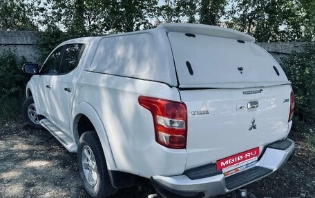 Mitsubishi L200 IV рестайлинг, 2017 год, 1 550 000 рублей, 4 фотография