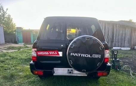 Nissan Patrol, 2004 год, 1 800 000 рублей, 4 фотография
