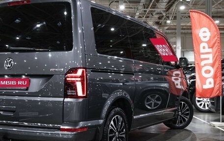 Volkswagen Multivan T6 рестайлинг, 2020 год, 6 499 000 рублей, 9 фотография