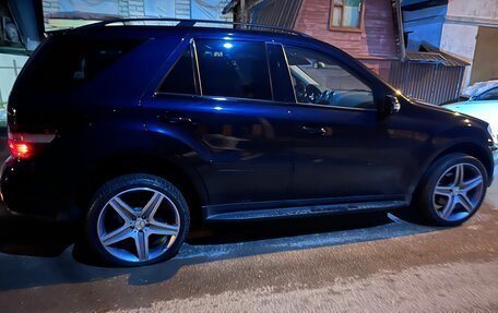 Mercedes-Benz M-Класс, 2005 год, 899 000 рублей, 3 фотография
