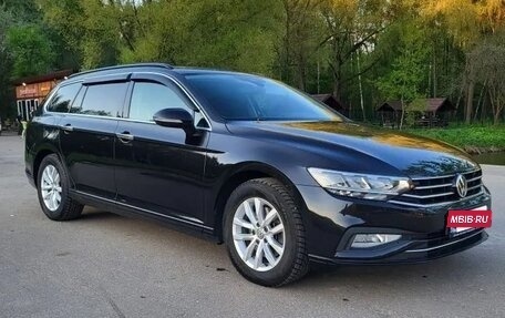Volkswagen Passat B8 рестайлинг, 2019 год, 2 130 000 рублей, 7 фотография