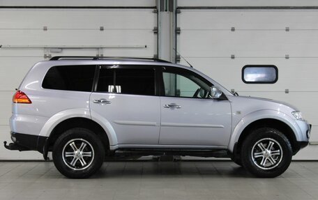 Mitsubishi Pajero Sport II рестайлинг, 2011 год, 1 887 000 рублей, 4 фотография