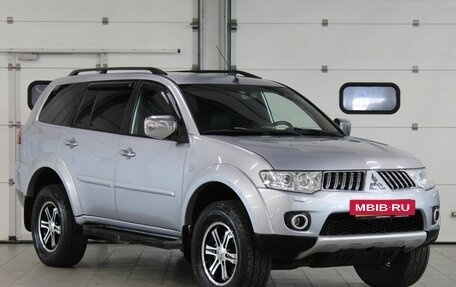 Mitsubishi Pajero Sport II рестайлинг, 2011 год, 1 887 000 рублей, 3 фотография