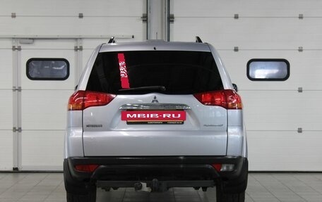 Mitsubishi Pajero Sport II рестайлинг, 2011 год, 1 887 000 рублей, 6 фотография