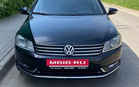 Volkswagen Passat B7, 2011 год, 620 000 рублей, 3 фотография