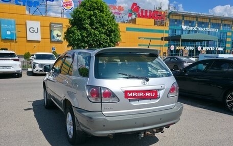 Toyota Harrier, 1999 год, 750 000 рублей, 2 фотография