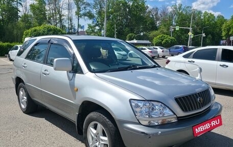 Toyota Harrier, 1999 год, 750 000 рублей, 6 фотография