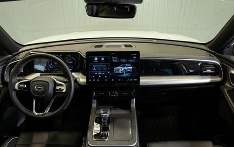 GAC GS8, 2024 год, 3 650 000 рублей, 19 фотография