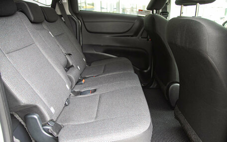 Toyota Sienta II, 2019 год, 1 279 000 рублей, 14 фотография
