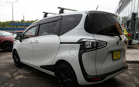 Toyota Sienta II, 2019 год, 1 279 000 рублей, 9 фотография