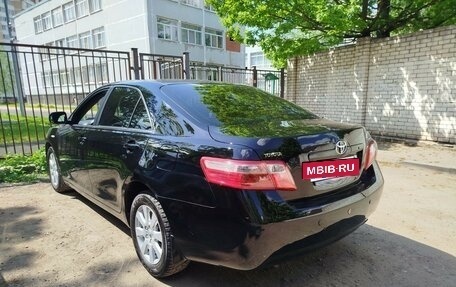 Toyota Camry, 2008 год, 1 020 000 рублей, 2 фотография