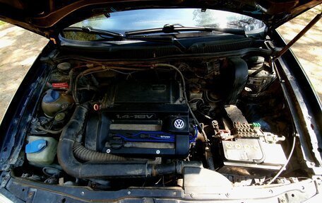 Volkswagen Golf IV, 2000 год, 260 000 рублей, 13 фотография