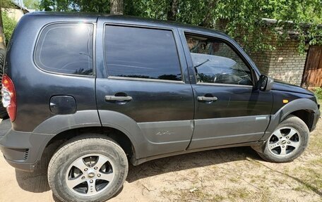 Chevrolet Niva I рестайлинг, 2010 год, 450 000 рублей, 6 фотография