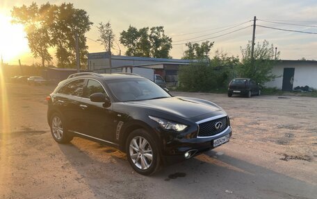 Infiniti QX70, 2017 год, 3 400 000 рублей, 3 фотография