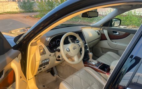 Infiniti QX70, 2017 год, 3 400 000 рублей, 10 фотография