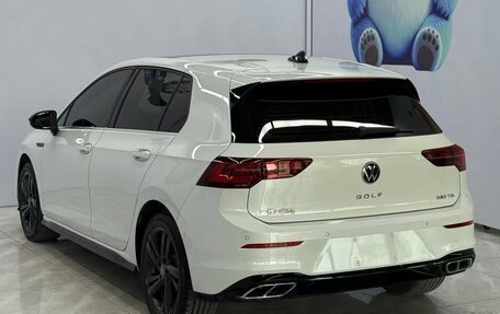 Volkswagen Golf VIII, 2021 год, 2 050 000 рублей, 4 фотография