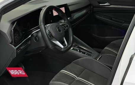 Volkswagen Golf VIII, 2021 год, 2 050 000 рублей, 7 фотография