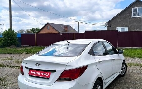 Hyundai Solaris II рестайлинг, 2016 год, 1 000 050 рублей, 1 фотография