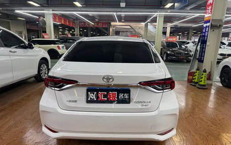 Toyota Corolla, 2022 год, 1 548 000 рублей, 5 фотография