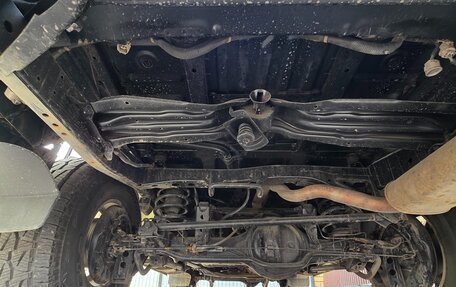 Toyota Land Cruiser 100 рестайлинг 2, 2005 год, 2 650 000 рублей, 14 фотография