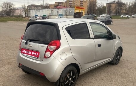 Chevrolet Spark III, 2013 год, 560 000 рублей, 3 фотография