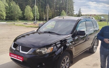 Mitsubishi Outlander III рестайлинг 3, 2008 год, 990 000 рублей, 5 фотография