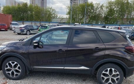 Renault Kaptur I рестайлинг, 2019 год, 1 400 000 рублей, 2 фотография