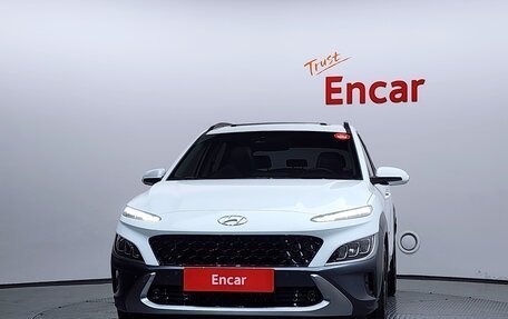 Hyundai Kona I, 2022 год, 1 850 000 рублей, 2 фотография