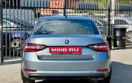 Skoda Superb III рестайлинг, 2018 год, 1 949 000 рублей, 6 фотография