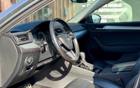 Skoda Superb III рестайлинг, 2018 год, 1 949 000 рублей, 15 фотография