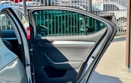 Skoda Superb III рестайлинг, 2018 год, 1 949 000 рублей, 17 фотография