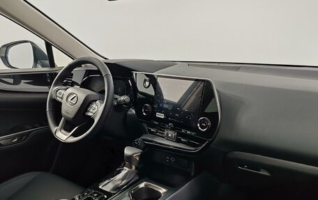 Lexus NX, 2025 год, 6 390 000 рублей, 9 фотография