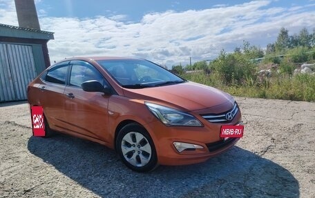 Hyundai Solaris II рестайлинг, 2015 год, 750 000 рублей, 2 фотография