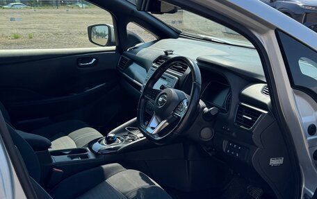 Nissan Leaf II, 2018 год, 1 390 000 рублей, 7 фотография