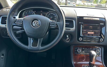 Volkswagen Touareg III, 2012 год, 1 739 000 рублей, 14 фотография