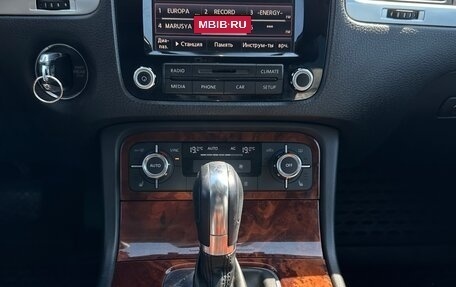 Volkswagen Touareg III, 2012 год, 1 739 000 рублей, 16 фотография